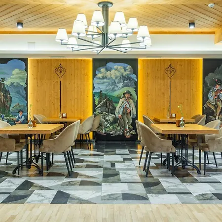 Hotel Maria &